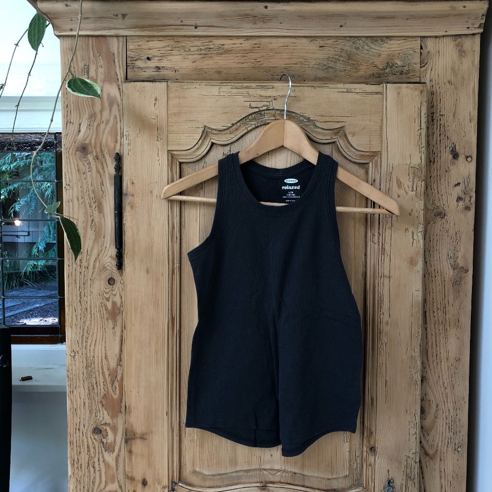 RELAXED FIT OLD NAVY TANK TOP